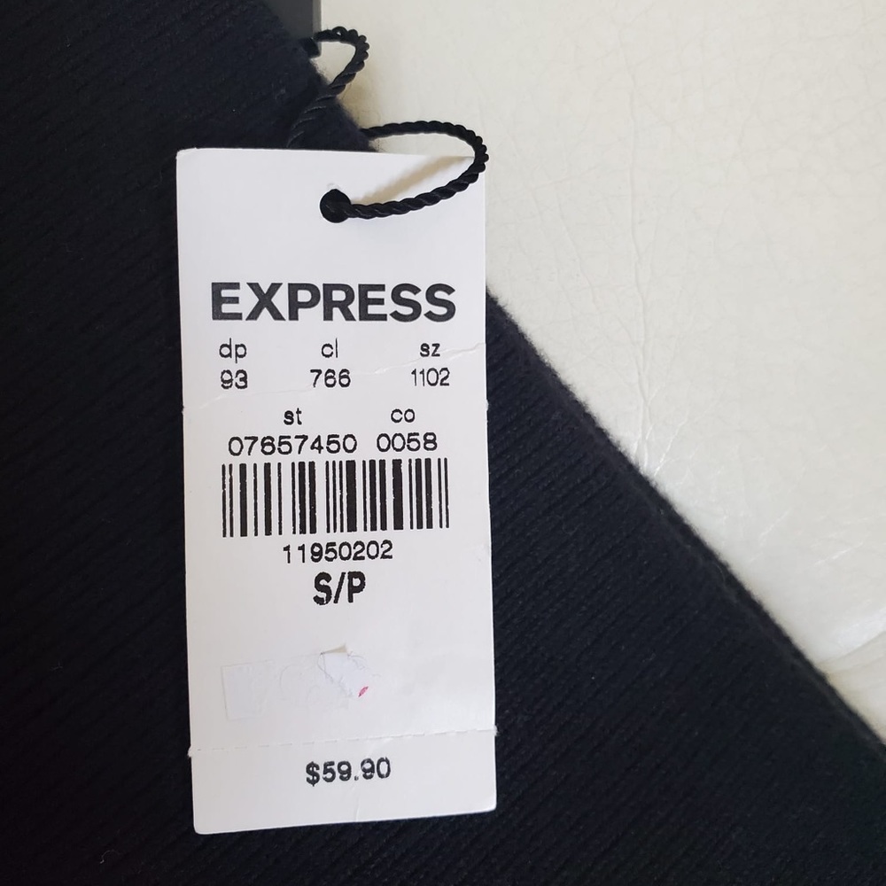 Express Black skirt - Picture 5 of 7